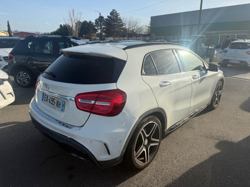 MERCEDES GLA 200D 136CH 4-MATIC FASCINATION AMG 7G-DCT GARANTIE 