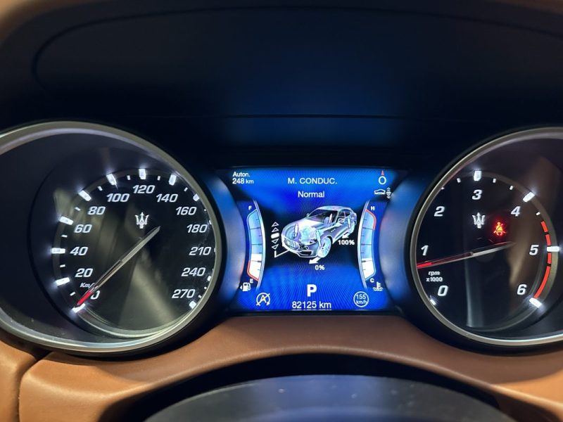 MASERATI LEVANTE 3.0 V6 275ch Diesel / GRANLUSSO / SUIVI COMPLET