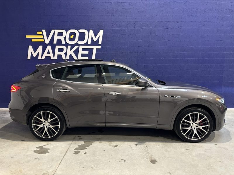 MASERATI LEVANTE 3.0 V6 275ch Diesel / GRANLUSSO / SUIVI COMPLET