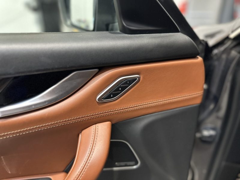 MASERATI LEVANTE 3.0 V6 275ch Diesel / GRANLUSSO / SUIVI COMPLET