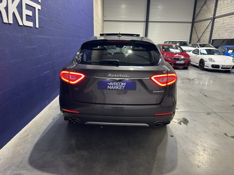 MASERATI LEVANTE 3.0 V6 275ch Diesel / GRANLUSSO / SUIVI COMPLET