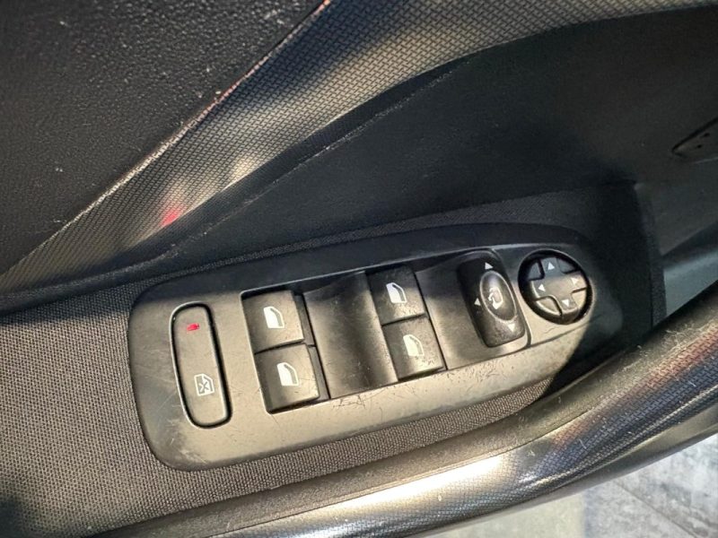 Peugeot 2008 1.6 HDi 114ch Finition Allure ✨ Distribution neuve 🔧 Reprise 🔄 Garantie 🛡️