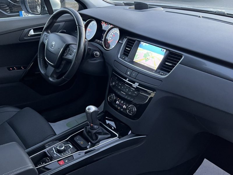 PEUGEOT 508 1.6 E HDI 115 Cv BOITE AUTOMATIQUE / ECRAN GPS CRIT AIR 2 - GARANTIE 1 AN