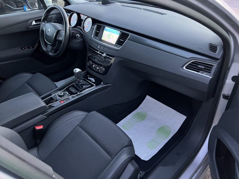 PEUGEOT 508 1.6 E HDI 115 Cv BOITE AUTOMATIQUE / ECRAN GPS CRIT AIR 2 - GARANTIE 1 AN