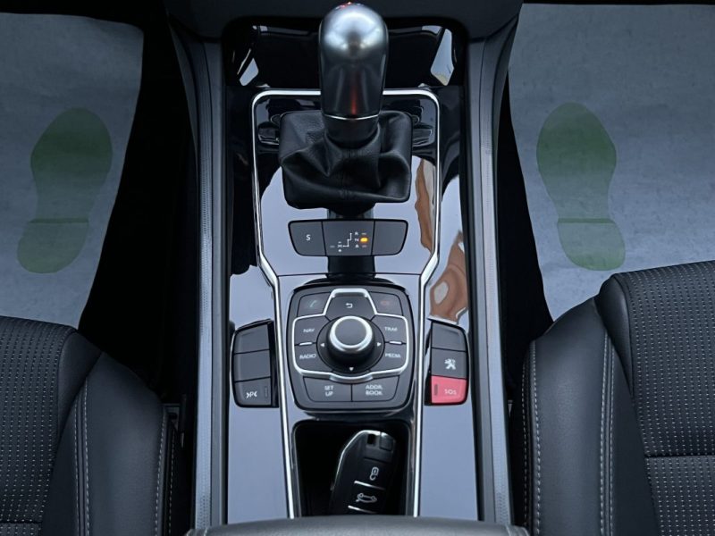 PEUGEOT 508 1.6 E HDI 115 Cv BOITE AUTOMATIQUE / ECRAN GPS CRIT AIR 2 - GARANTIE 1 AN