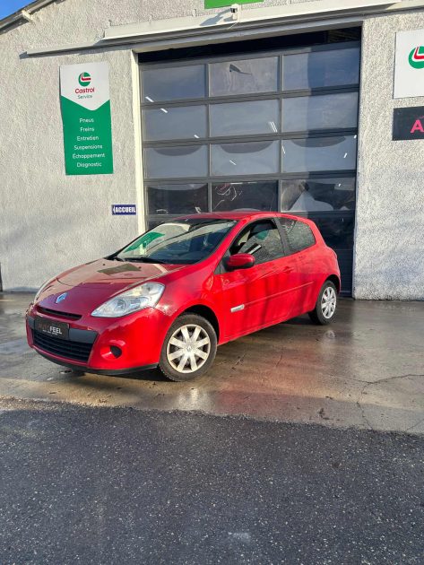 Renault Clio 3 1.2 75ch Expression 