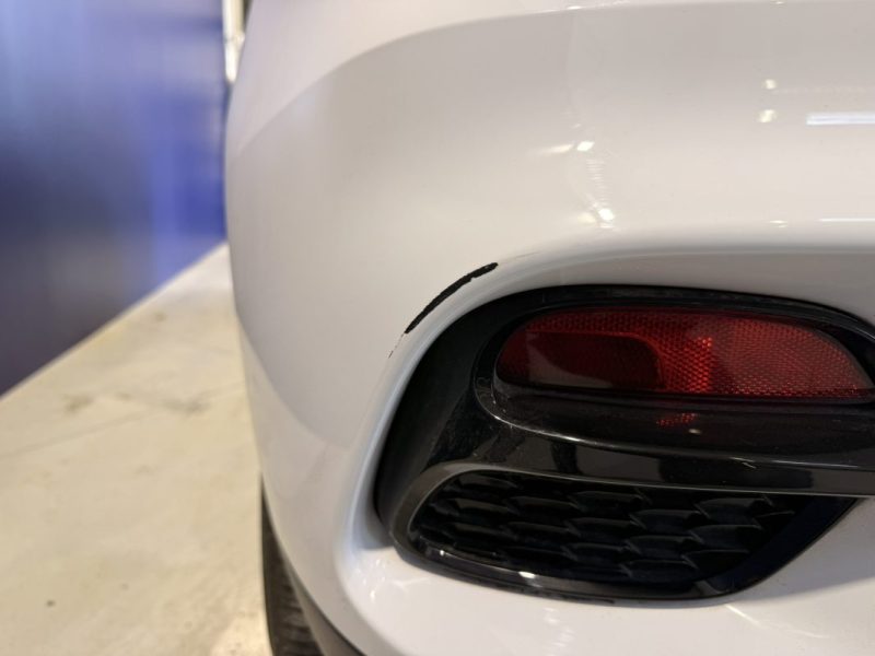 M.G. ZS-EV 177CV LUXURY / PREMIÈRE MAIN