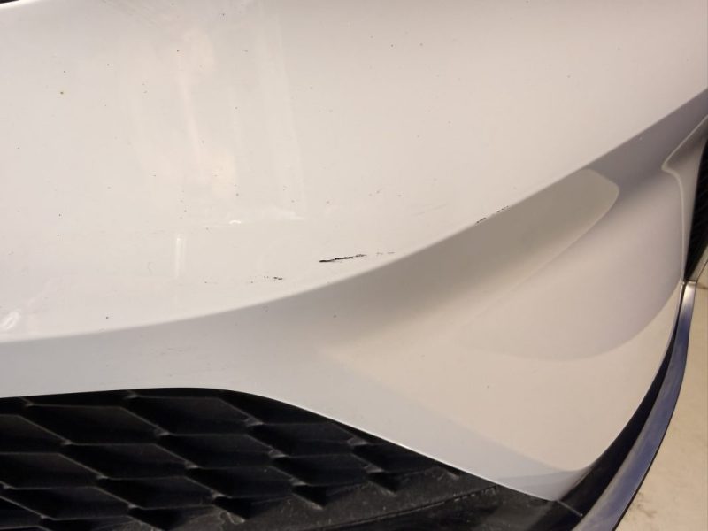 M.G. ZS-EV 177CV LUXURY / PREMIÈRE MAIN