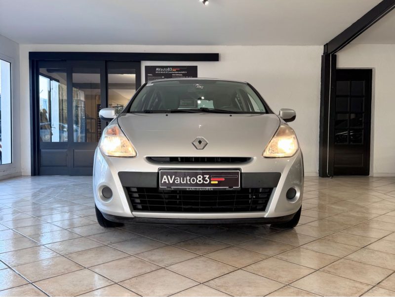 RENAULT CLIO III 1.2 - FAIBLE KILOMÉTRAGE - Garantie 12 mois - Kit distribution neuf 