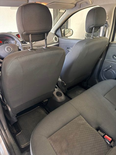 RENAULT CLIO III 1.2 - FAIBLE KILOMÉTRAGE - Garantie 12 mois - Kit distribution neuf 