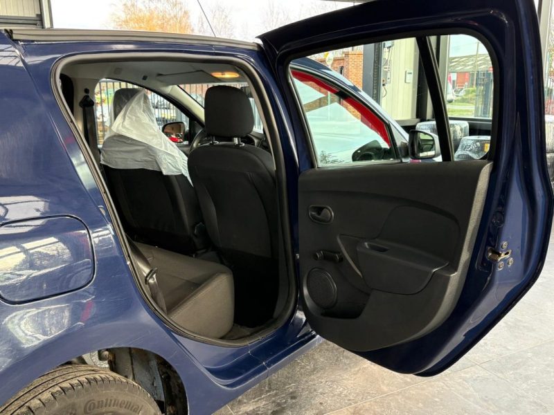 Sandero II 1.5 dCi 75ch 🚗 Essentiel ✨ 1ère main 📋 Distribution neuve 🔧 Reprise 🔄 Garantie 🛡️