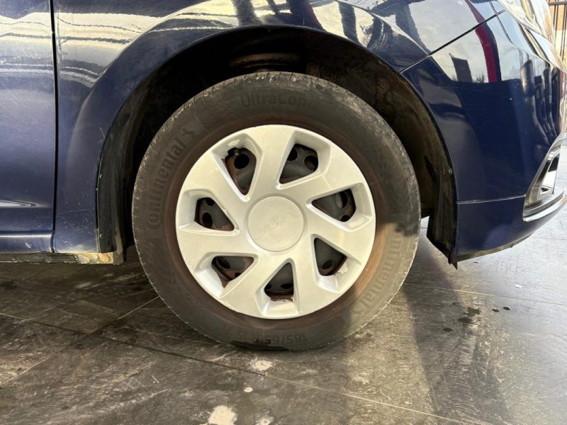 Sandero II 1.5 dCi 75ch 🚗 Essentiel ✨ 1ère main 📋 Distribution neuve 🔧 Reprise 🔄 Garantie 🛡️