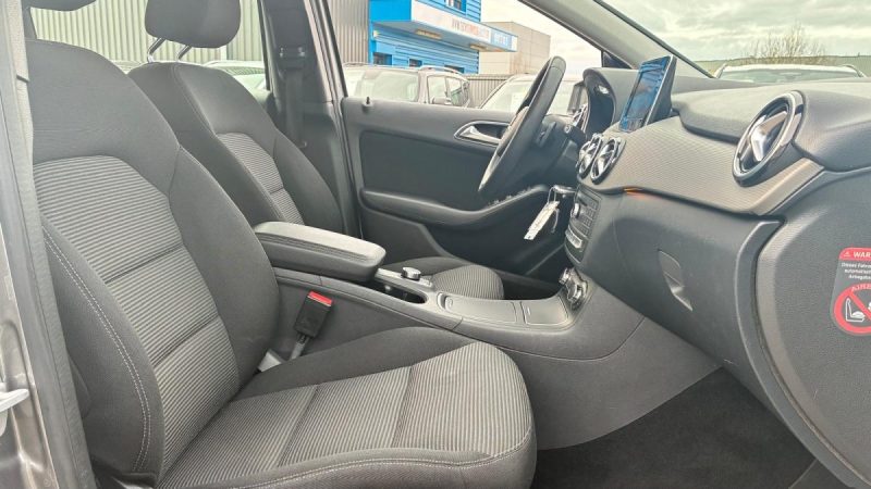 Mercedes-Benz Classe B 200 CDi 136ch 7G-DCT intuition