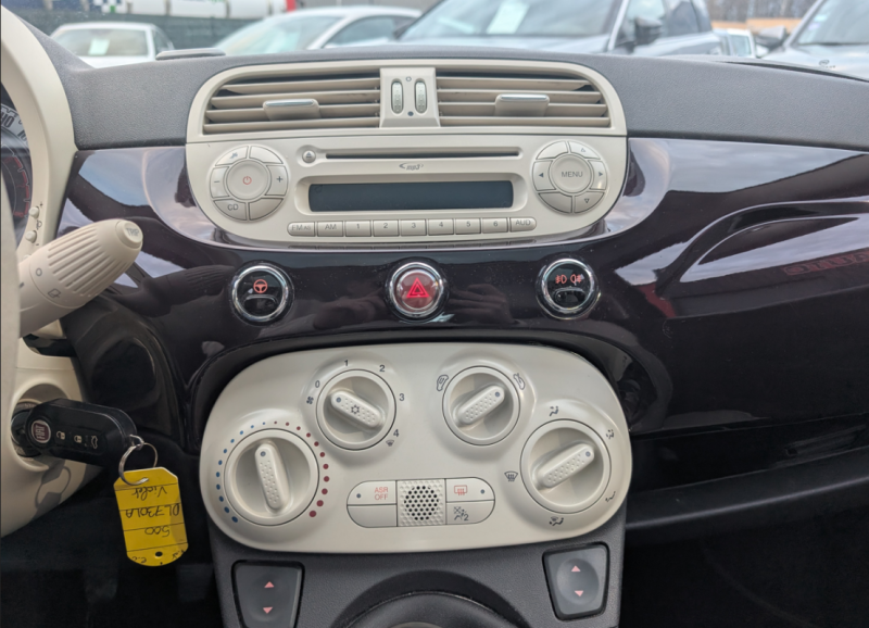FIAT 500 1.2 69 CV TOIT PANORAMIQUE BVM CLIM  DISTRIBUTION NEUVE 