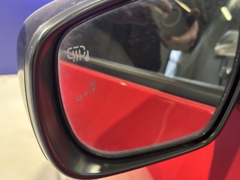 SUZUKI SWIFT V (AZ) 1.2 HYBRID PREMIÈRE MAIN / SIÈGES CHAUFFANT / LINE ASSISTE ADAPTATIF