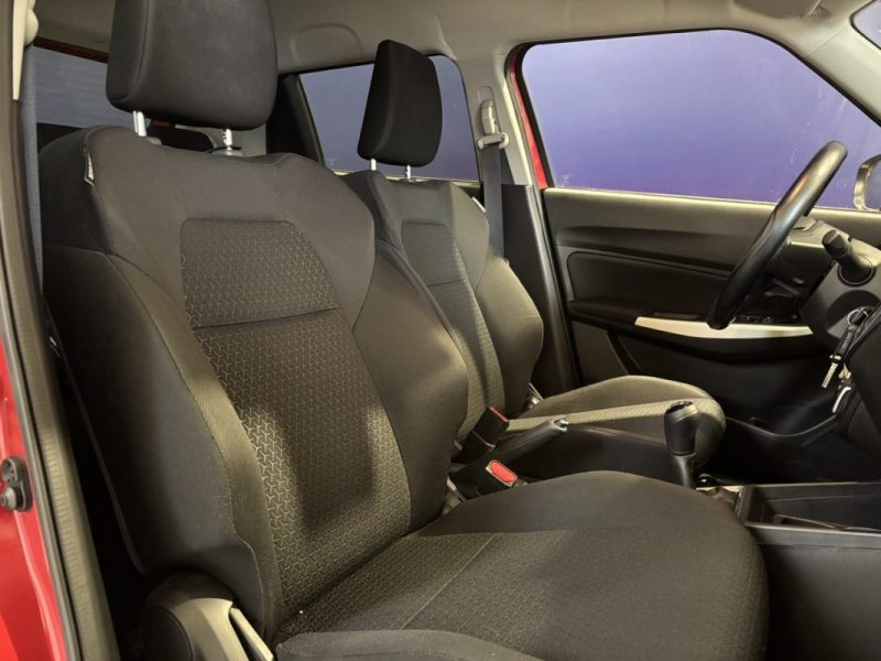 SUZUKI SWIFT V (AZ) 1.2 HYBRID PREMIÈRE MAIN / SIÈGES CHAUFFANT / LINE ASSISTE ADAPTATIF