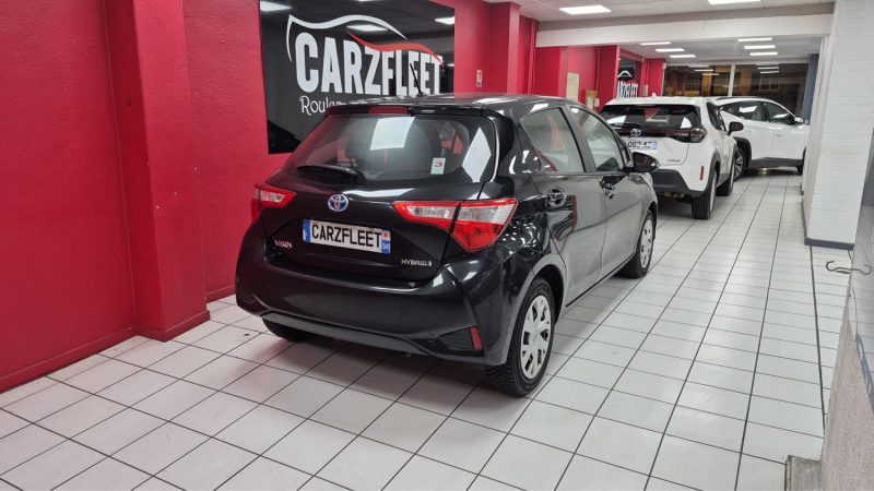TOYOTA YARIS BERLINE HYBRIDE 100cv FRANCE BUSINESS/1 ERE MAIN/TVA RECUPERABLE