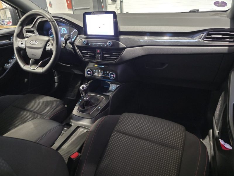 FORD FOCUS IV 1.0 ECOBOOST 125Ch / ST-LINE