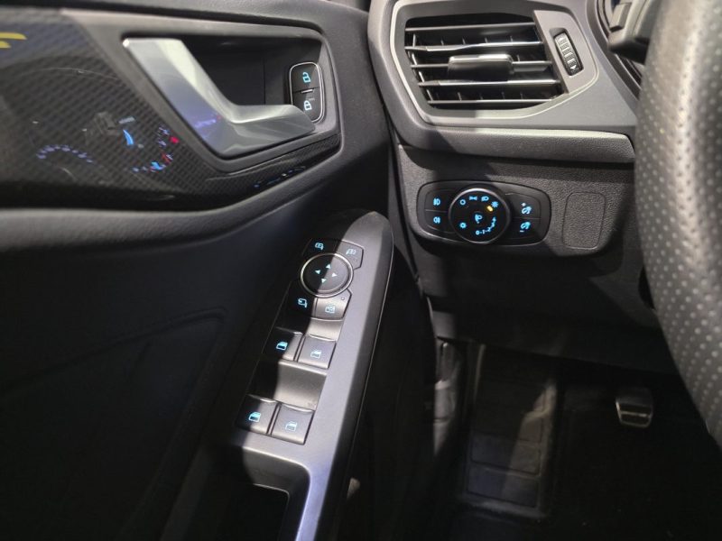 FORD FOCUS IV 1.0 ECOBOOST 125Ch / ST-LINE