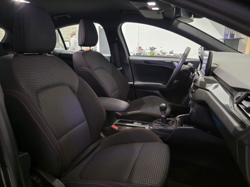 FORD FOCUS IV 1.0 ECOBOOST 125Ch / ST-LINE