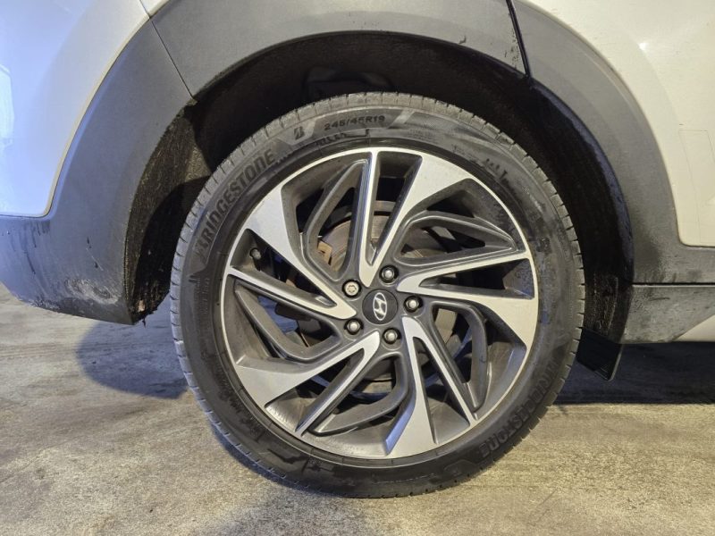 HYUNDAI TUCSON 3 Ph2 EXCLUSIVE 1.6 CRDI 136Cv-BVA7-CARPLAY-ENTRETIEN ET REVISION OK-TOIT OUVRANT