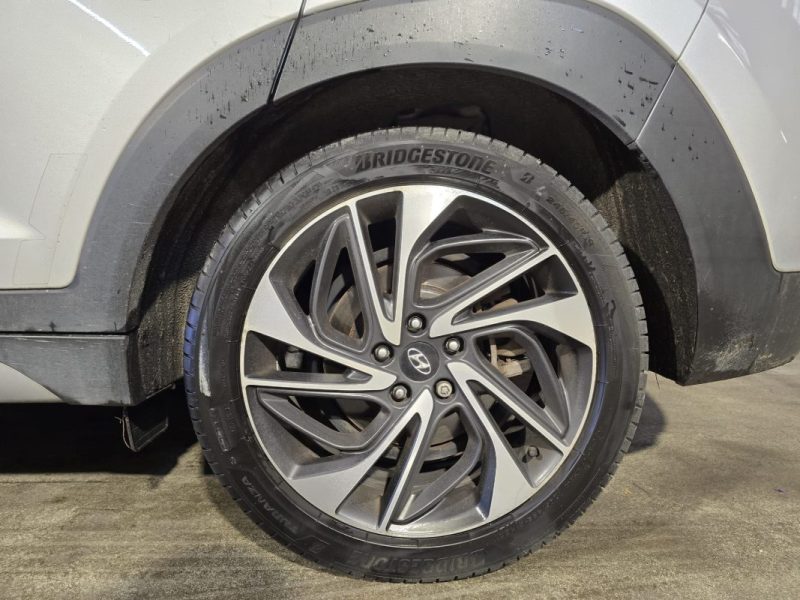 HYUNDAI TUCSON 3 Ph2 EXCLUSIVE 1.6 CRDI 136Cv-BVA7-CARPLAY-ENTRETIEN ET REVISION OK-TOIT OUVRANT