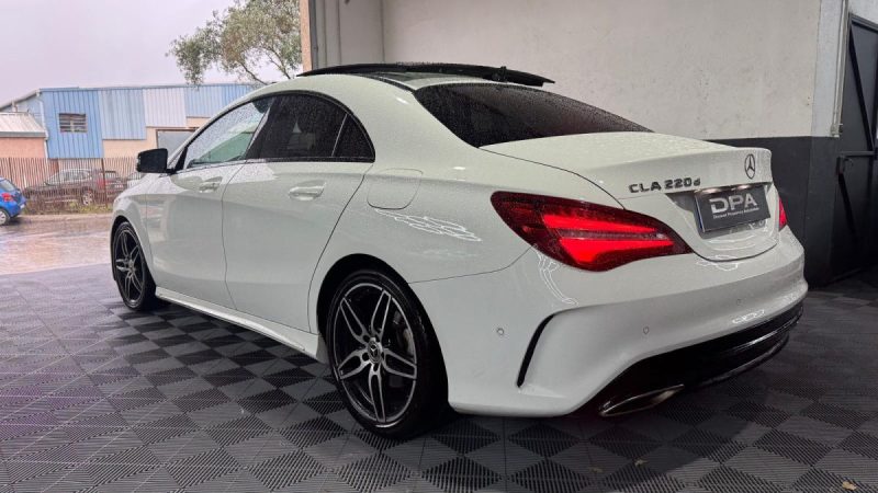 MERCEDES-BENZ CLA COUPÉ (C117) CLA 220 CDI 2018 TOIT OUVRANT 