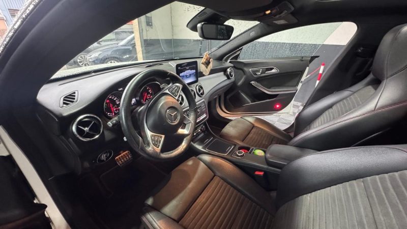 MERCEDES-BENZ CLA COUPÉ (C117) CLA 220 CDI 2018 TOIT OUVRANT 