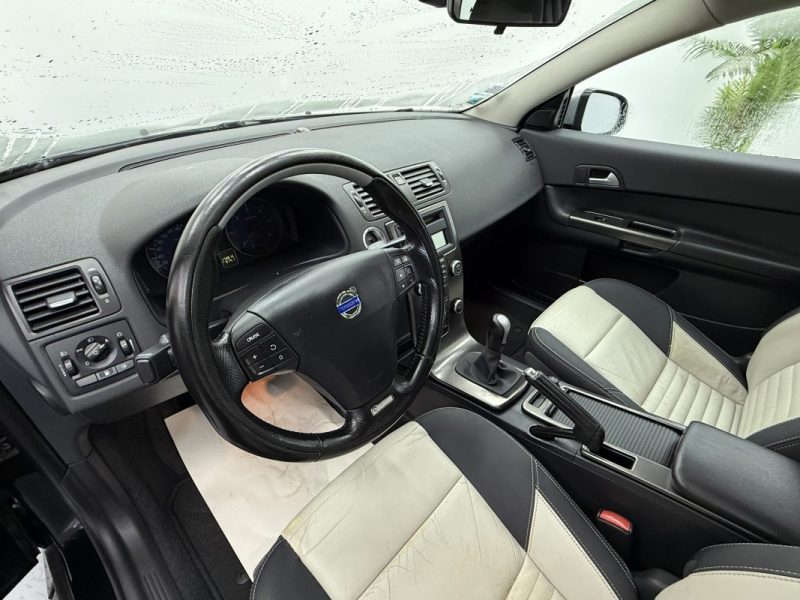 VOLVO C30 D2 115CV R-DESIGN 