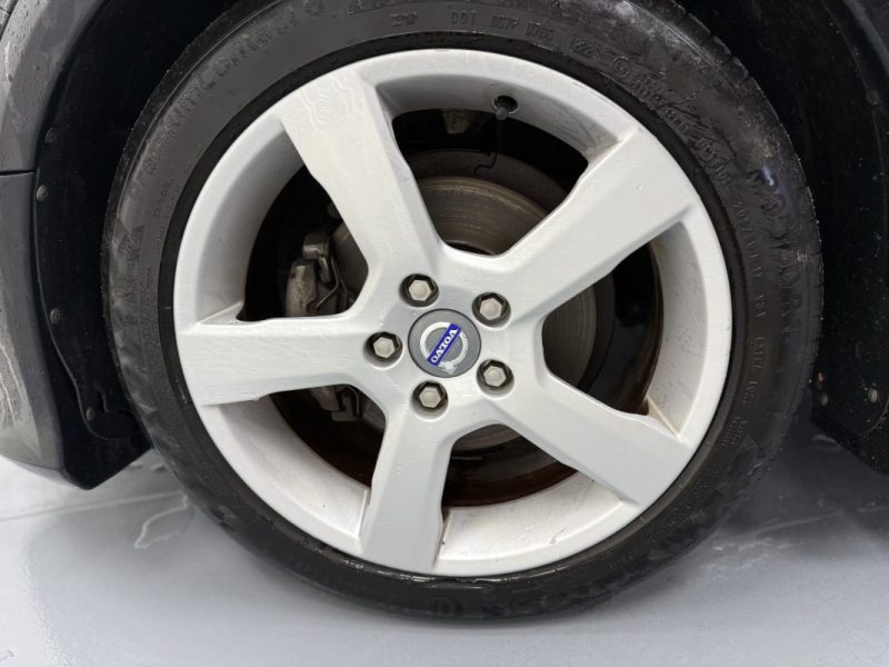 VOLVO C30 D2 115CV R-DESIGN 