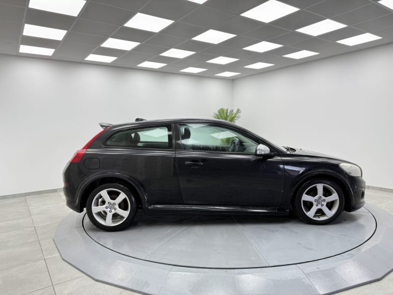 VOLVO C30 D2 115CV R-DESIGN 