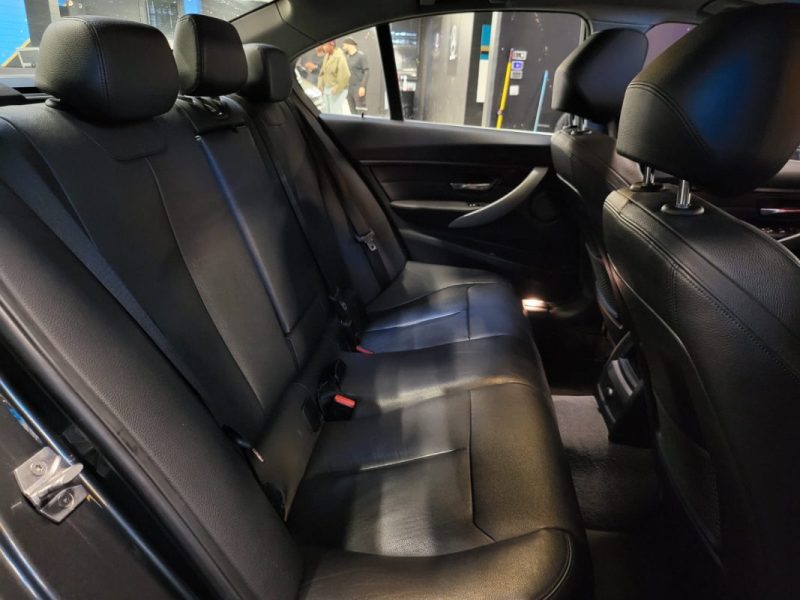 BMW SERIE 3 320I 184cv LOUNGE PLUS+ / TOIT OUVRANT / CUIR / SUIVI COMPLET D'ENTRETIEN