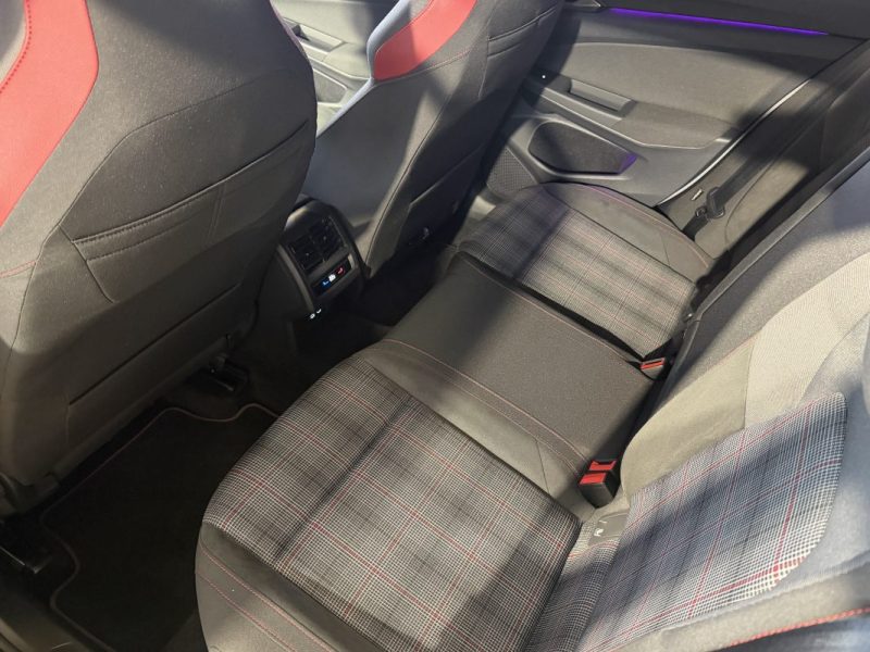 VOLKSWAGEN GOLF 8 GTI 2.0 TSI 245cv DSG7 - Sièges chauffants - ACC DCC - AUTO PILOTE -31 000 klm 