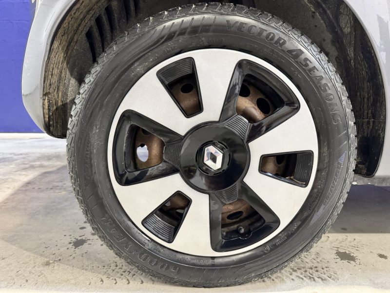 RENAULT TWINGO 1.0 70 ch LIMITED / SUIVI D ENTRETIEN COMPLET