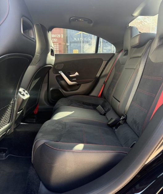 MERCEDES CLASSE CLA 35 AMG 4MATIC BVA 7G-DCT Speedshift 306ch / SIÈGES ÉLECTRIQUES CHAUFFANTS 