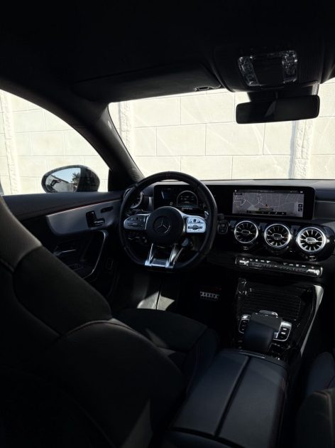MERCEDES CLASSE CLA 35 AMG 4MATIC BVA 7G-DCT Speedshift 306ch / SIÈGES ÉLECTRIQUES CHAUFFANTS 