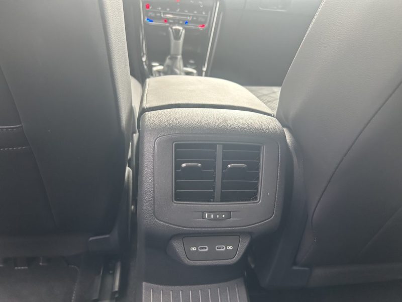 VOLKSWAGEN  T-ROC 1.5 Tsi 150 Ch R-Line / Garantie Constructeur