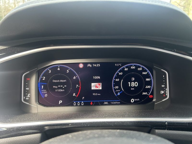 VOLKSWAGEN  T-ROC 1.5 Tsi 150 Ch R-Line / Garantie Constructeur