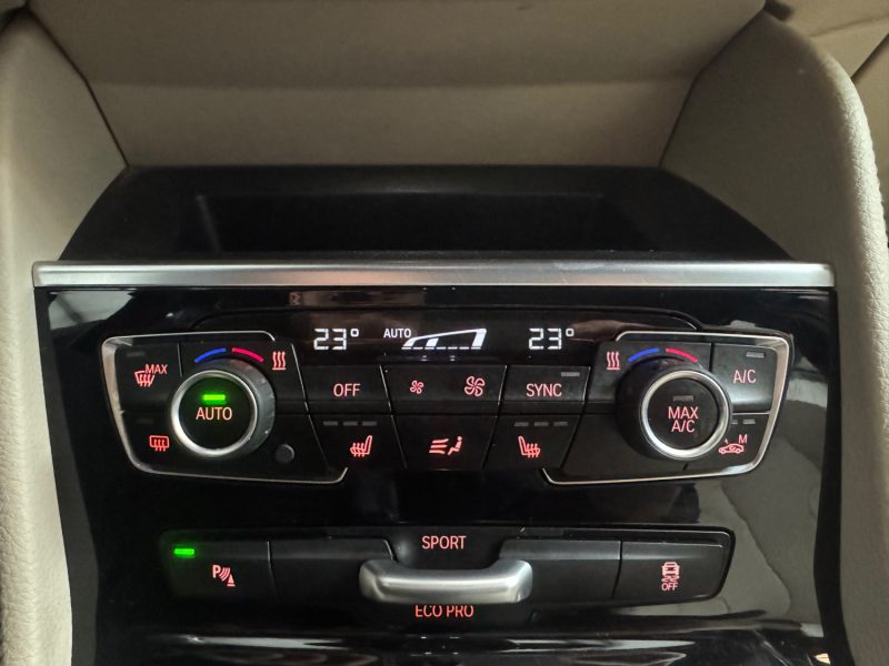 BMW SERIE 2 GRAND TOURER 220DA XDRIVE 190ch LUXURY 7 PLACES GARANTIE 12 MOIS HISTORIQUE COMPLET 