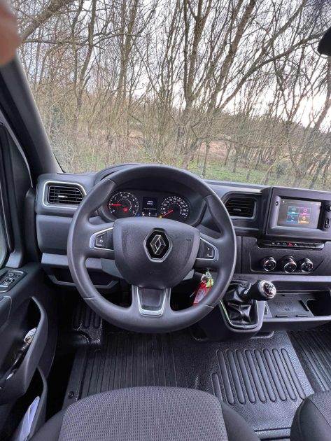 RENAULT MASTER FRIGORIFIQUE F3500 L2H2 DCI 135 CONFORT 2025