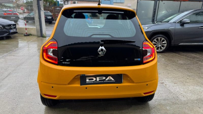 RENAULT TWINGO III E-TECH ELECTRIC ZEN R80 2022