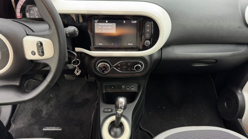 RENAULT TWINGO III E-TECH ELECTRIC ZEN R80 2022