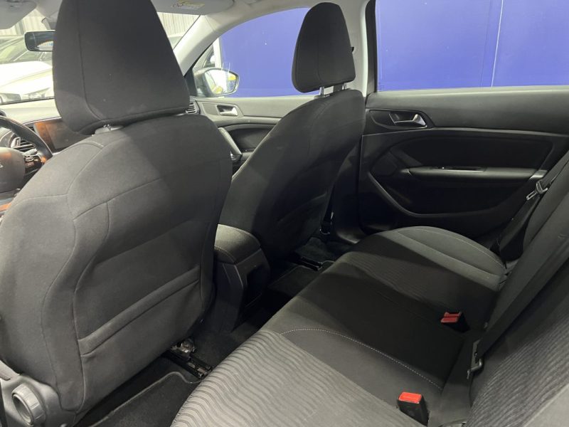 Peugeot 308 1.6 BlueHDI 120ch Business Pack | 2014 | 158 000 KM