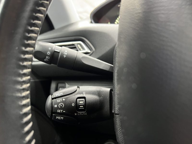 Peugeot 308 1.6 BlueHDI 120ch Business Pack | 2014 | 158 000 KM