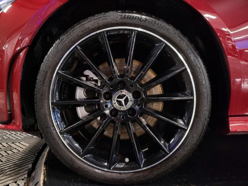 MERCEDES CLASSE CLA 250 AMG LINE 8G-DCT / TOIT OUVRANT / CARPLAY / SIEGES CHAUFFANTS / SUIVI MERCEDES