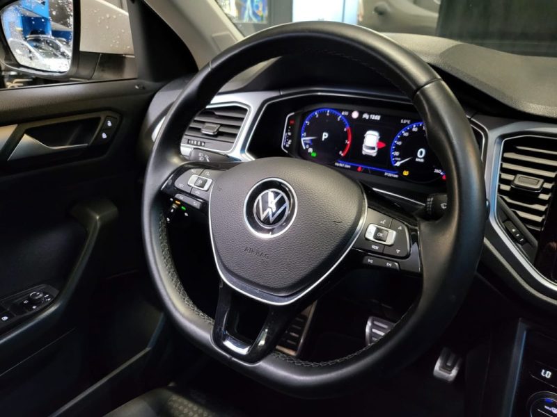 VOLKSWAGEN T-ROC 1.5 TSi EVO 150cv Active / VIRTUAL COCKPIT / ATTELAGE / APPLE CARPLAY / INDUCTION 