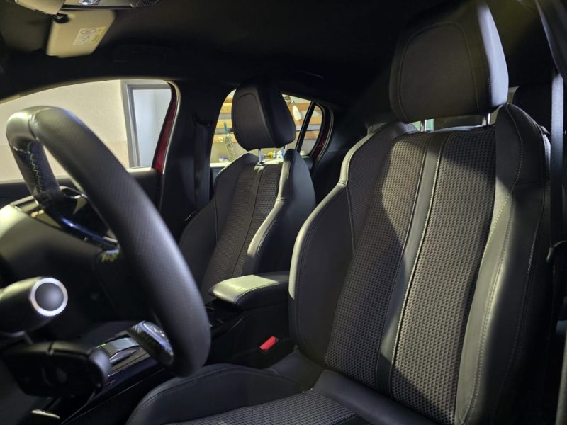 PEUGEOT E-208 Ph2 136Cv - BVA - 1ère main - Suivis Peugeot - Entretien OK