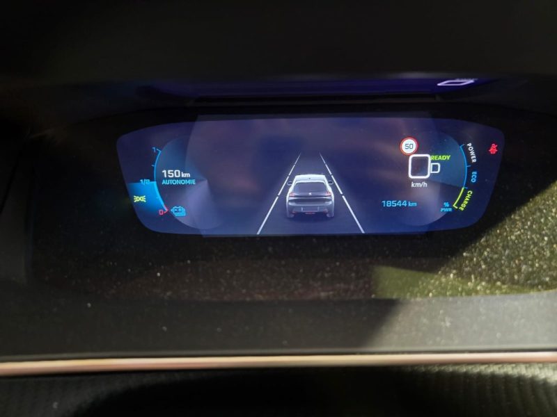 PEUGEOT E-208 Ph2 136Cv - BVA - 1ère main - Suivis Peugeot - Entretien OK