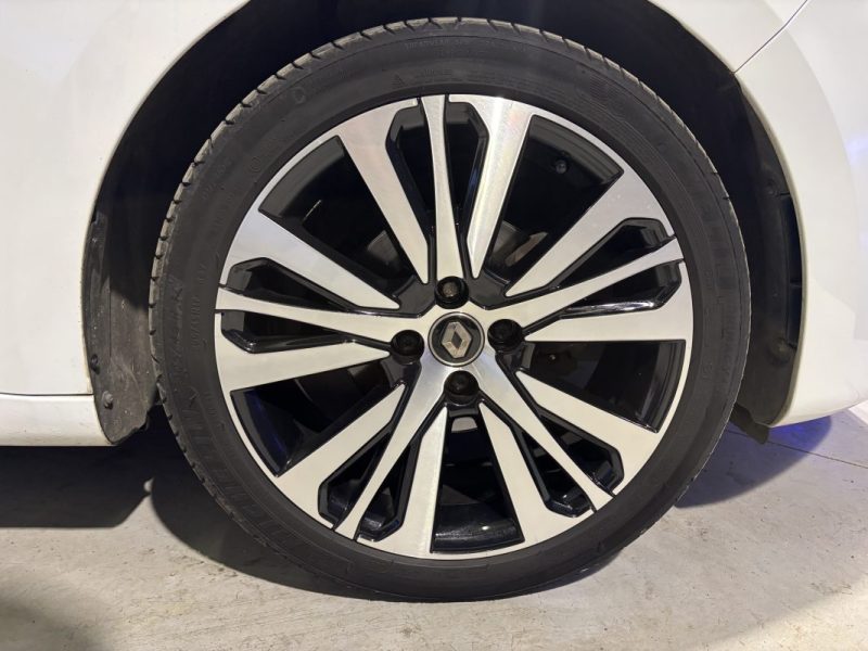 RENAULT CLIO V 1.5 BLUE DCI 115CH INITIALE PARIS / DISTRIBUTION RECENTE / ENTRETIEN RENAULT COMPLET