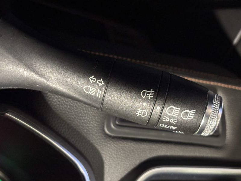 RENAULT CLIO V 1.5 BLUE DCI 115CH INITIALE PARIS / DISTRIBUTION RECENTE / ENTRETIEN RENAULT COMPLET